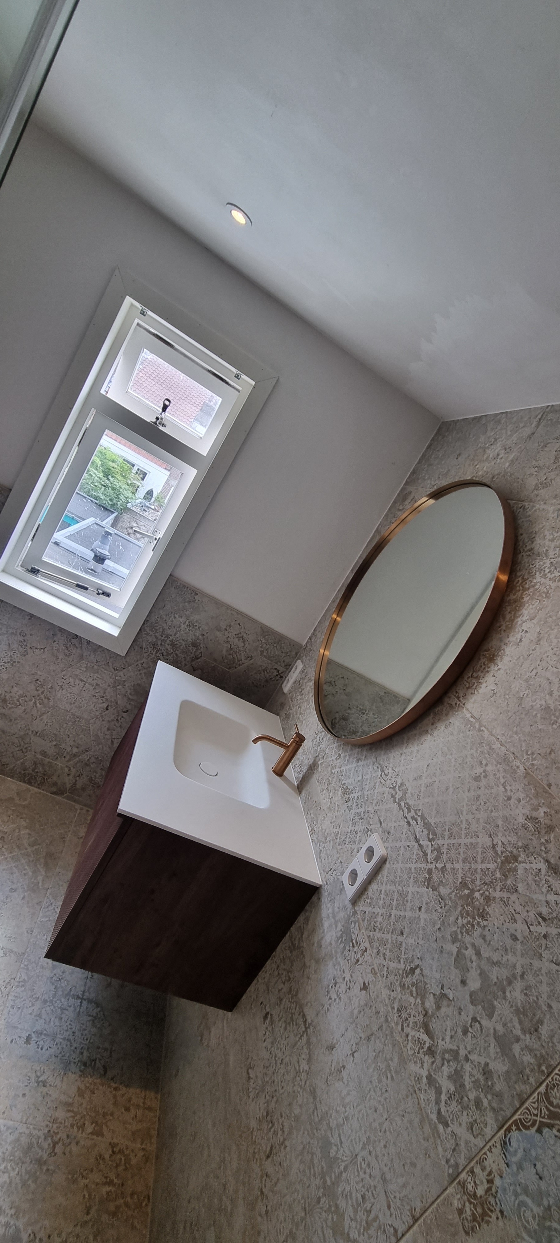 20230825_140308_1.jpg 20230825_140308_1.jpg